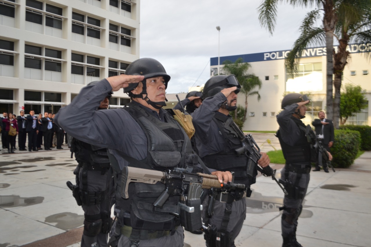 Honores a la Bandera y Pase de Lista