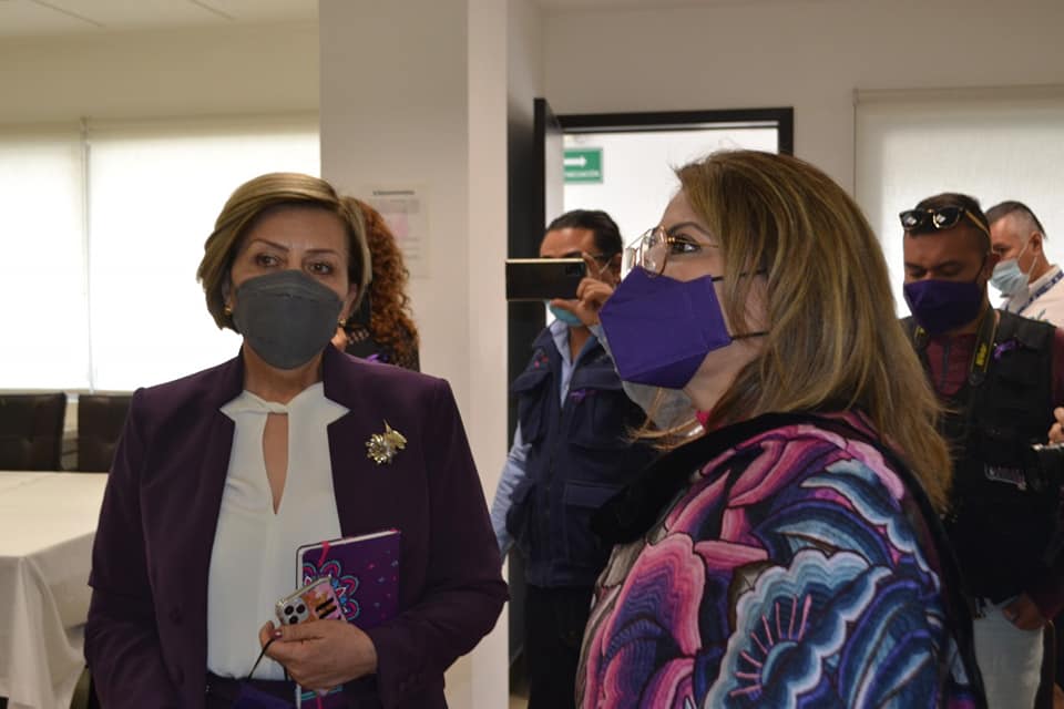 El Gobernador del Estado, José Rosas Aispuro Torres, y su esposa, la Sra, Elvira Barrantes, acompañados de la Fiscal Ruth Medina Alemán, hicieron un recorrido en el Centro de Justicia