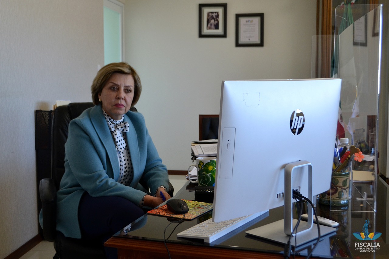 La Fiscal Ruth Medina Alemán en videoconferencia con el Fiscal de Justicia de Nuevo León