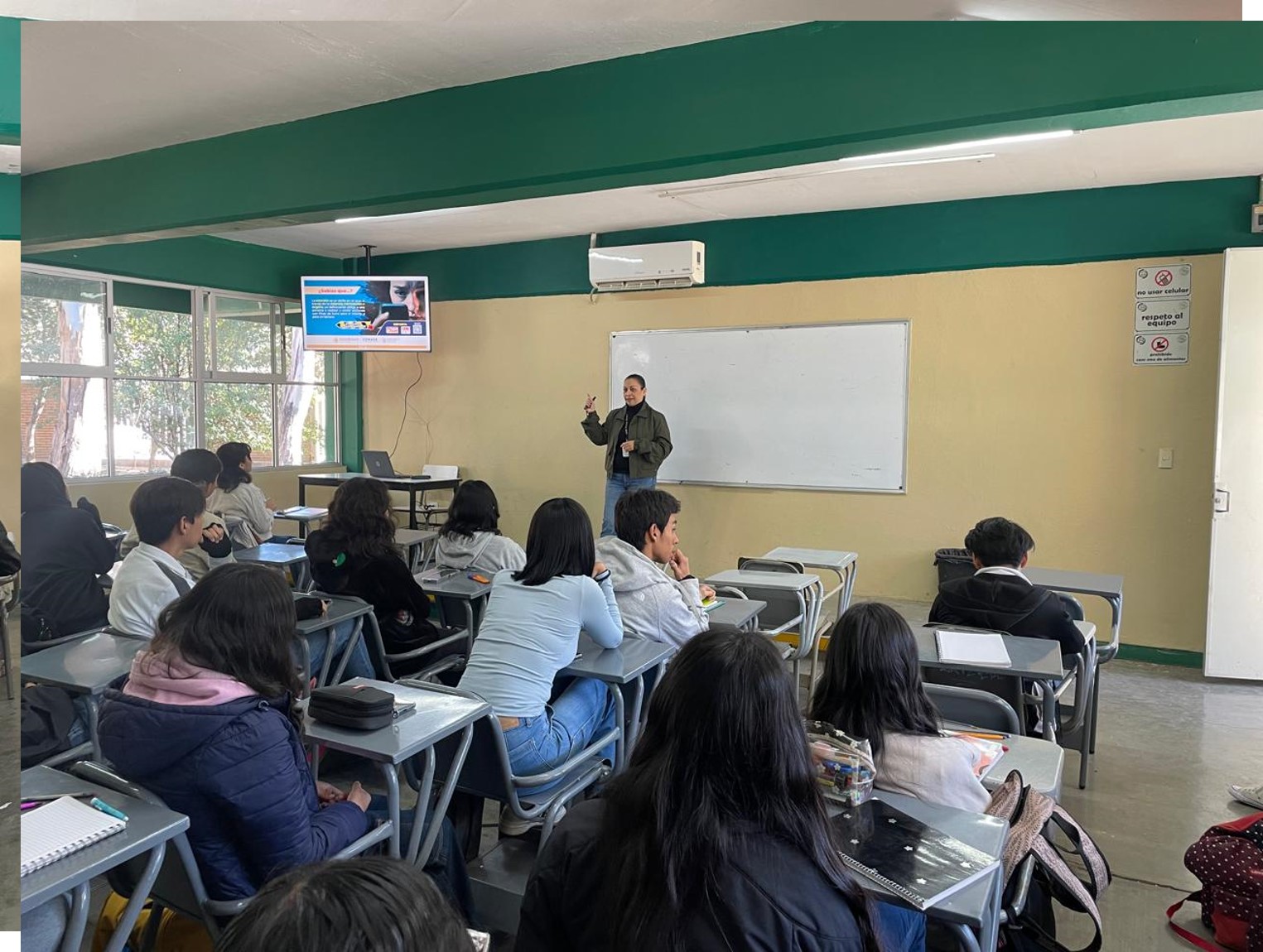 La Dirección de Vinculación Social de la FGED  llevó a cabo pláticas a los alumnos del Colegio de Bachilleres La Forestal sobre la “Prevención del Acoso Escolar”.