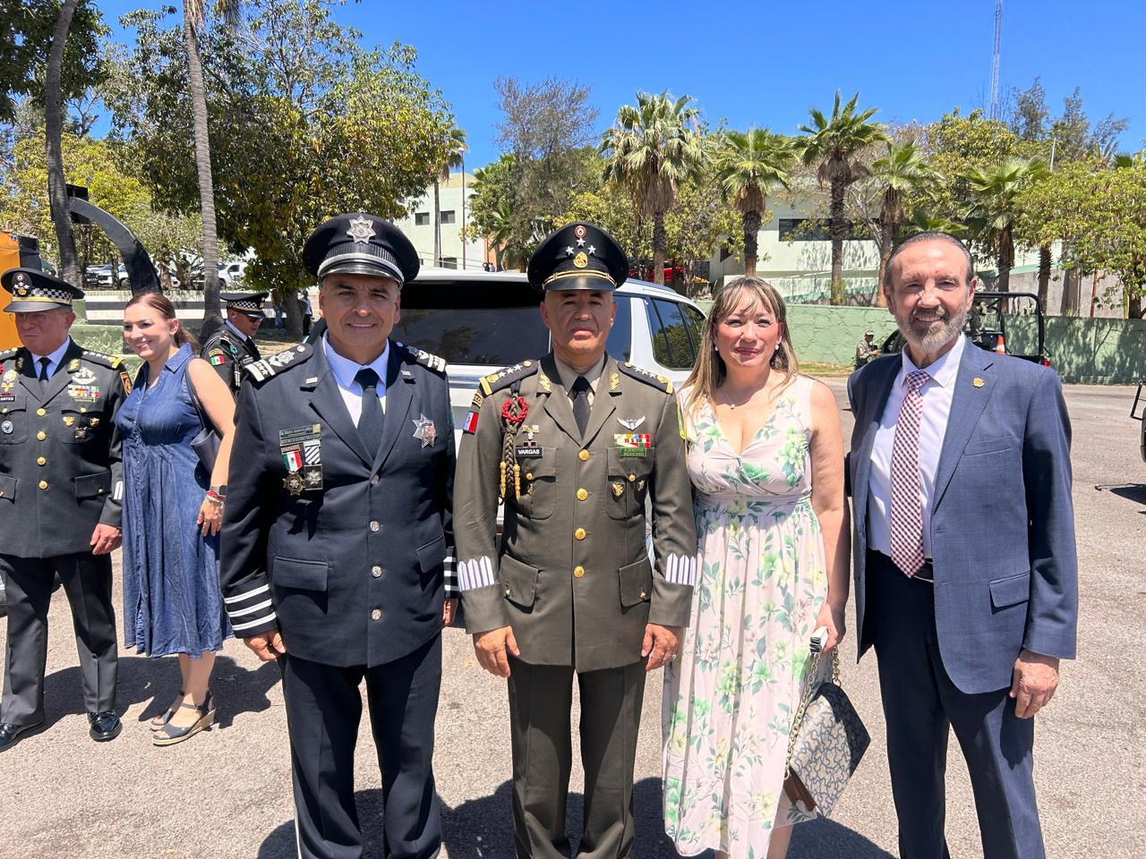 AUTORIDADES DE DURANGO  REFRENDAN COORDINACIÓN CON LAS FUERZAS ARMADAS DURANTE CAMBIO DE MANDO EN LA III REGIÓN MILITAR